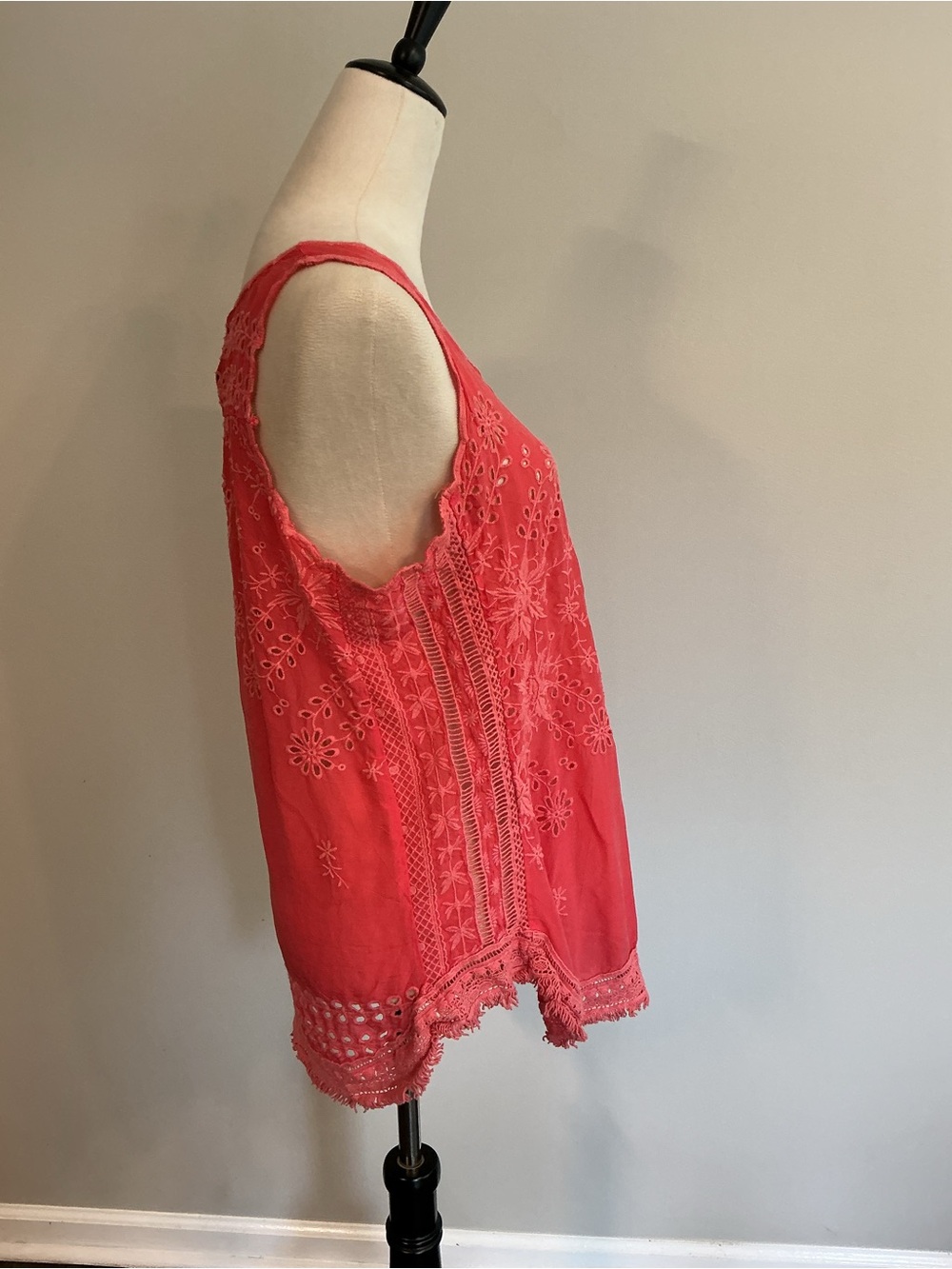 Johnny Was Calypso Coral Eyelet Embroidered Tank - Picture 7 of 10